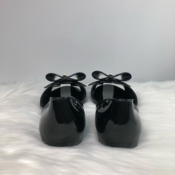 $300 Authentic Ferragamo black jelly flats slipper - Picture 5 of 9
